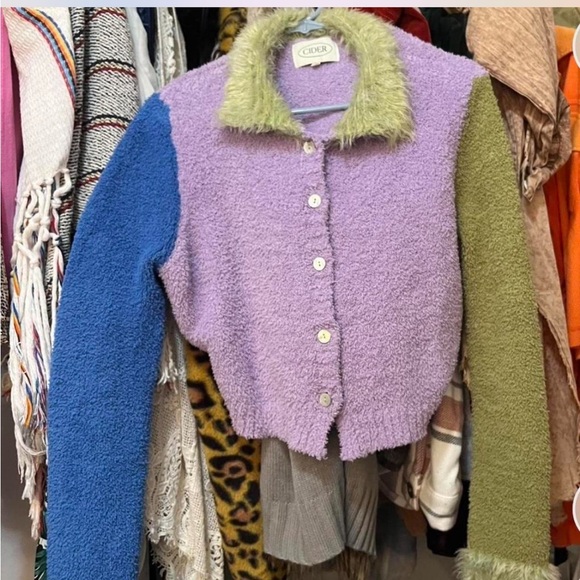 CIDER Color Block Cardigan - Picture 5 of 5